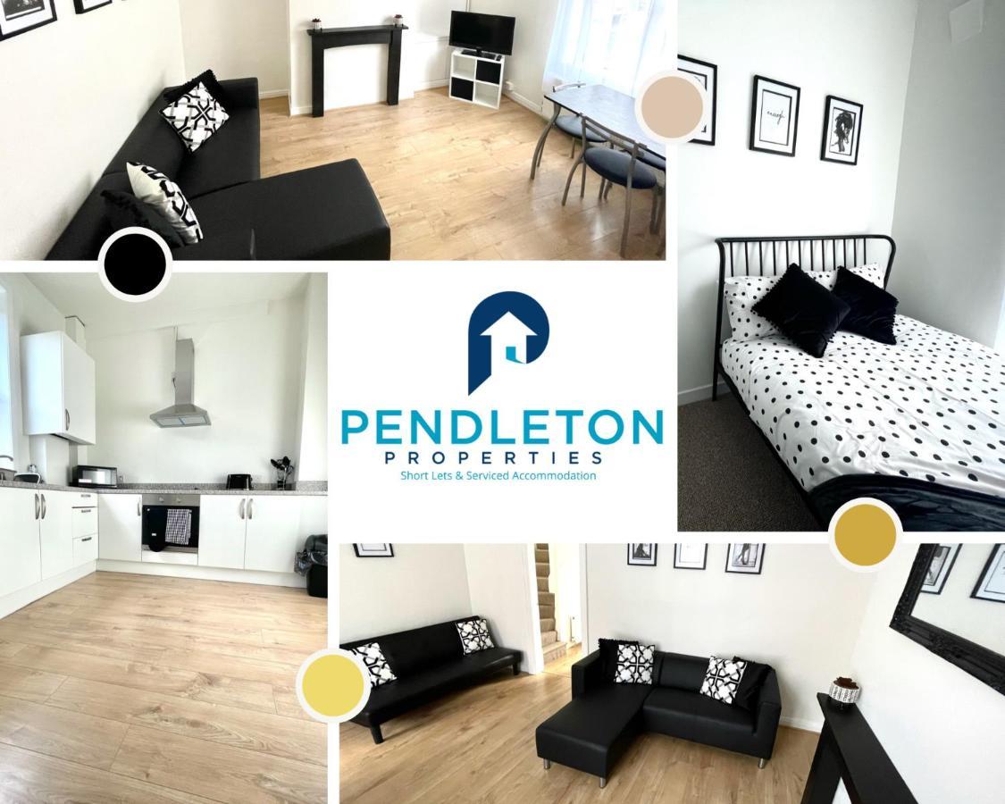 Modern 3 Bed House With Free Parking And Wi-Fi Villa เพรสตัน ภายนอก รูปภาพ